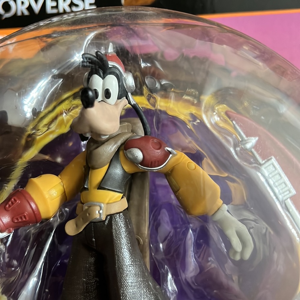 Mirrorverse Goofy Ranged ToysMcfarline Toys 4+ New - Picture 10 of 11
